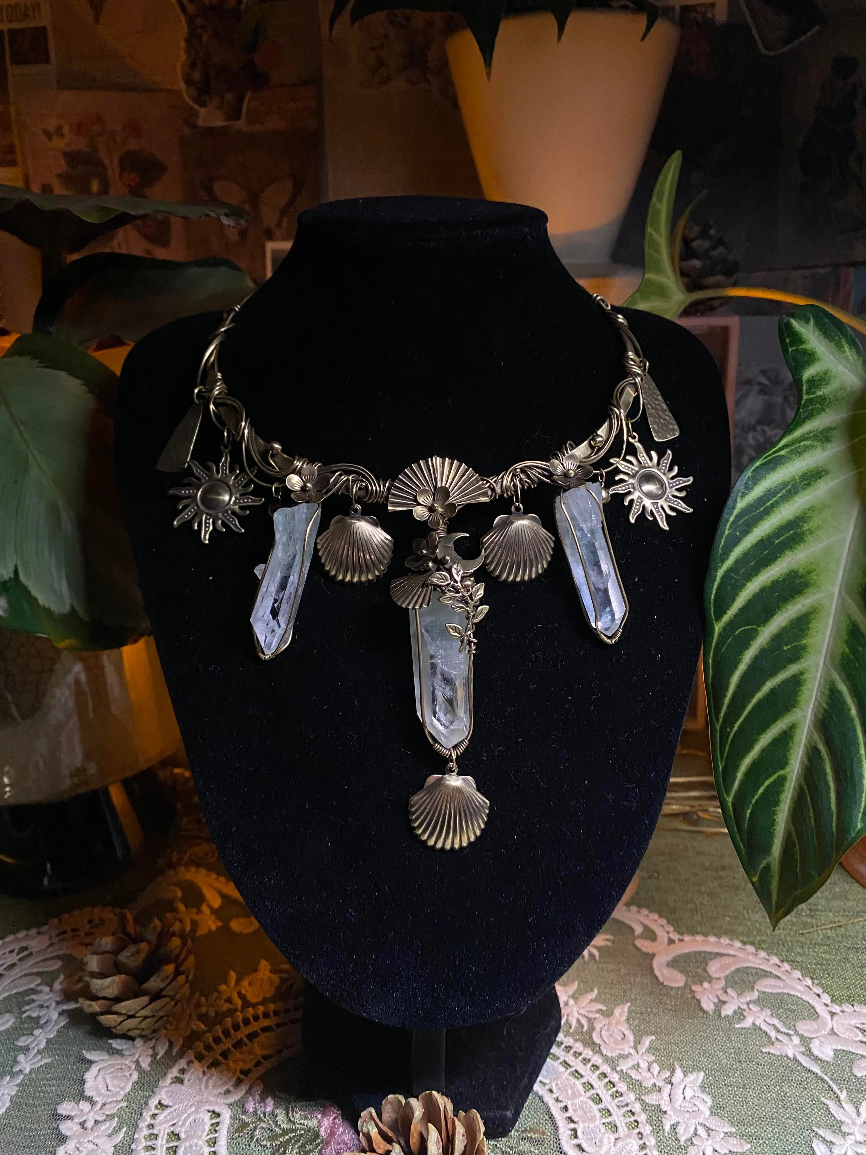 Solara Goddess Choker